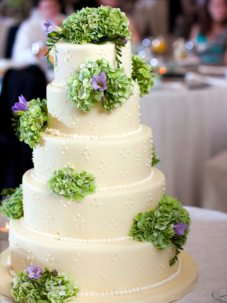 Flowers For The Wedding Cake