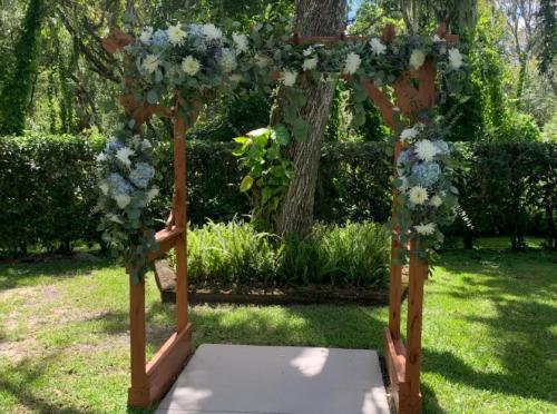 Bradeton Florida Wedding Florist, Scarlett's Flowers, Bridal Bouquets, Ceremony Flowers, Reception Flowers