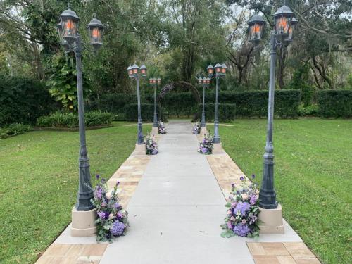 Bradeton Florida Wedding Florist, Scarlett's Flowers, Bridal Bouquets, Ceremony Flowers, Reception Flowers